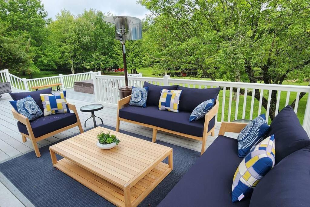 Mountain Blue Vista - Luxury Retreat Near Ski Resorts With Pond, Firepit And Hot Tub Windham Esterno foto