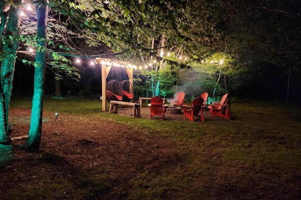 Mountain Blue Vista - Luxury Retreat Near Ski Resorts With Pond, Firepit And Hot Tub Windham Esterno foto